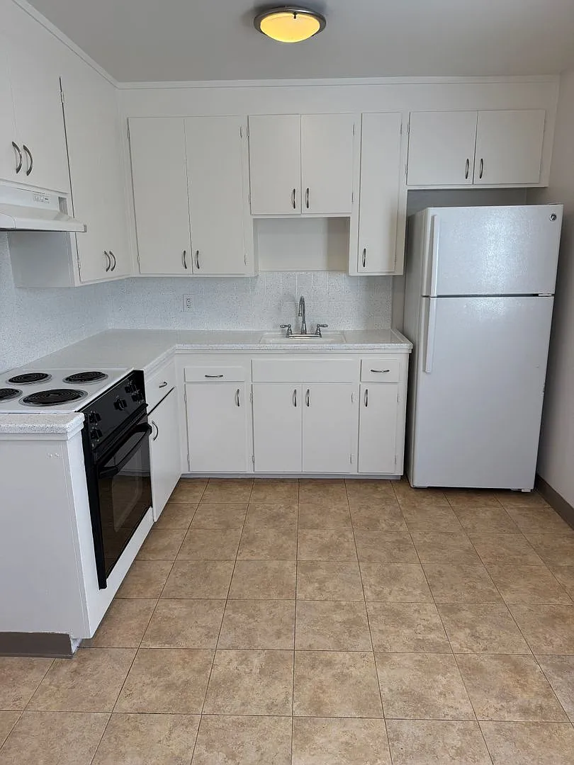 2238 Tomasina Ct — Photo 3