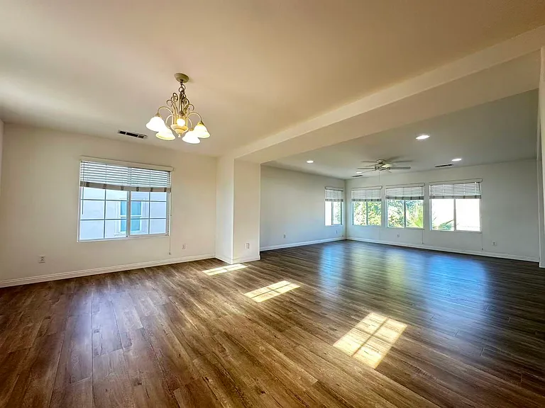 6429 Amber Sky Way — Photo 20