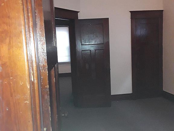 4th image of 14 Briscoe Ave #1