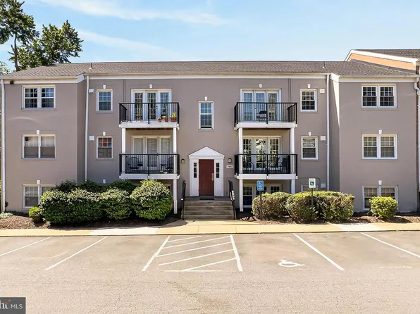 9445 Fairfax Blvd APT 102, Fairfax, VA 22031