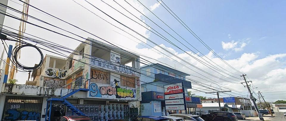 2nd image of 2420 Loiza #2420