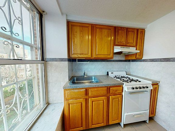 2nd image of 119 2nd Pl #4