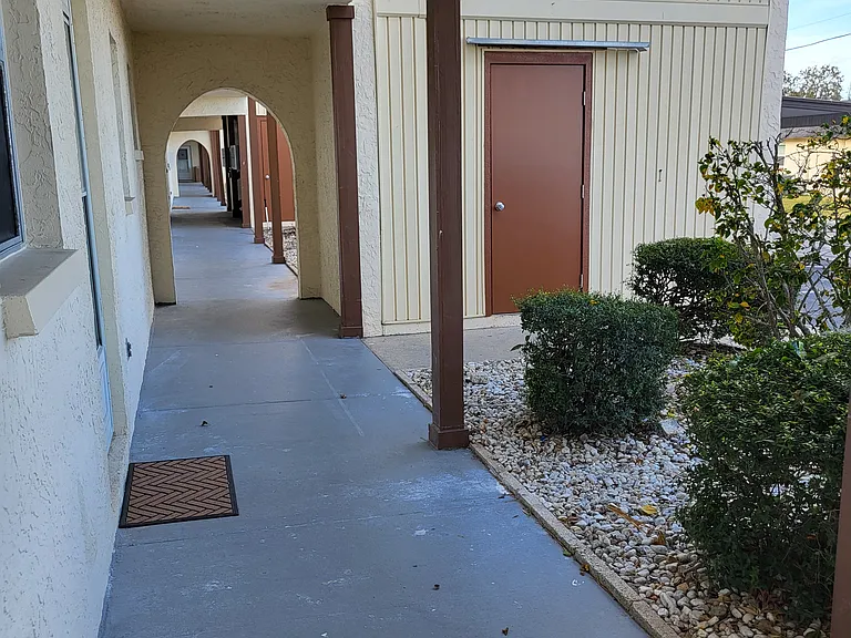4956 Harbor Villa Ln #103 — Photo 2