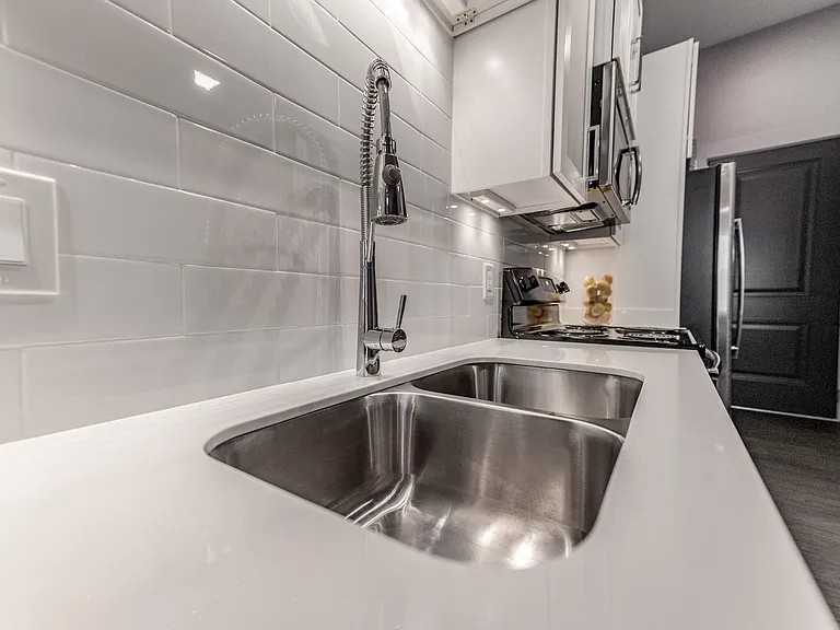 The Pointe North Hills — Photo 7