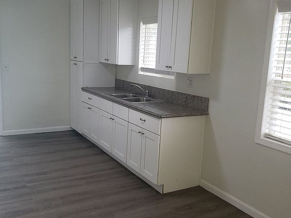 3rd image of 521 E 7th St #A