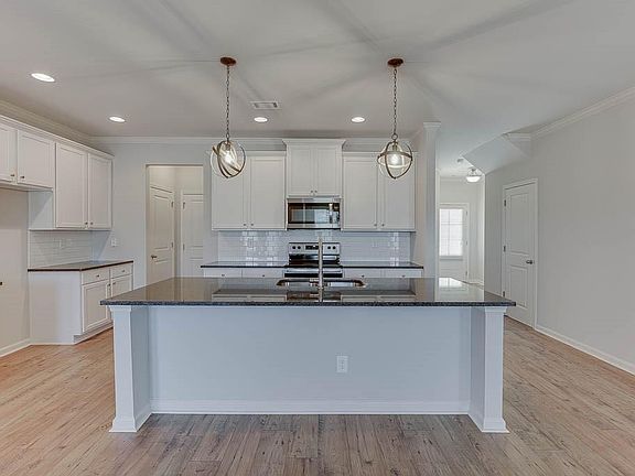 4th image of 5564 Garens Way #T32