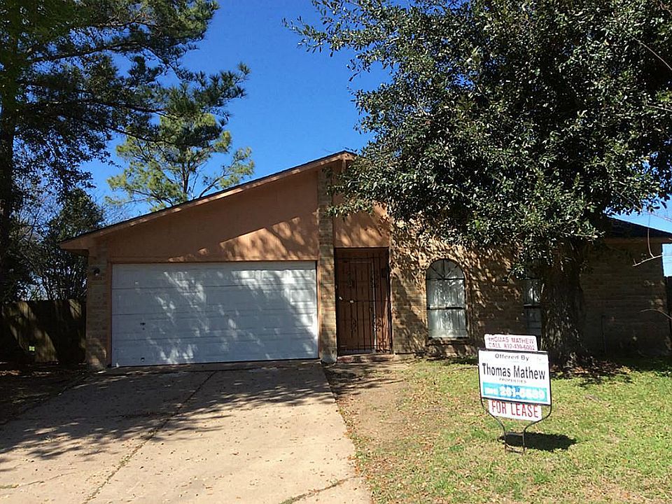 1st image of 15506 Summer Briar Ct