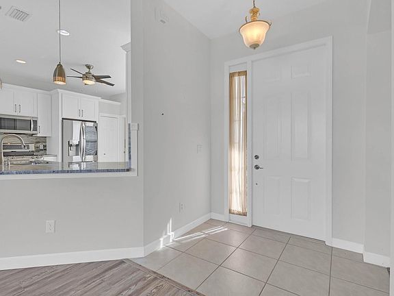 3rd image of 5230 E 1st Square