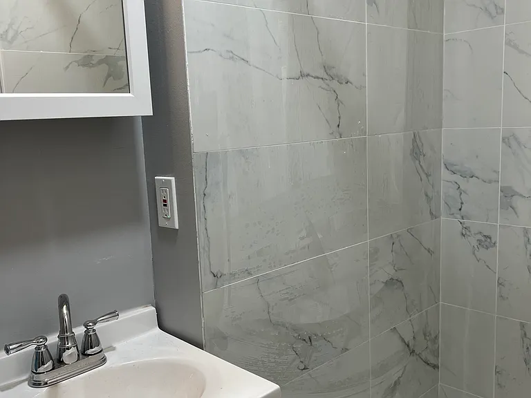 219 Stratford Ave #1A — Photo 21