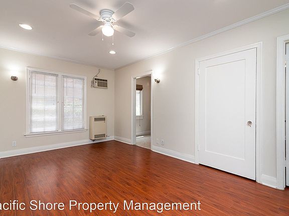 3rd image of 1322 1/2 N Edgemont St #8746164