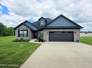 202 Elizabeth Way, Bardstown, KY 40004