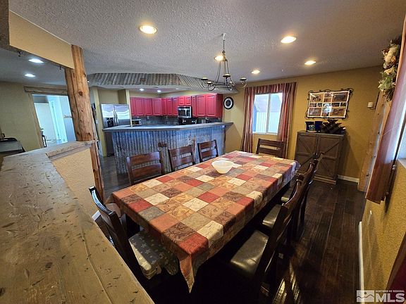 2nd image of 1307 Jobs Peak Dr
