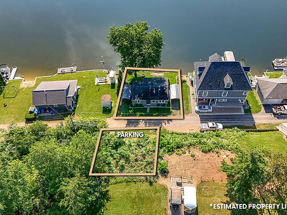 3rd image of 185 Bluegill Ln