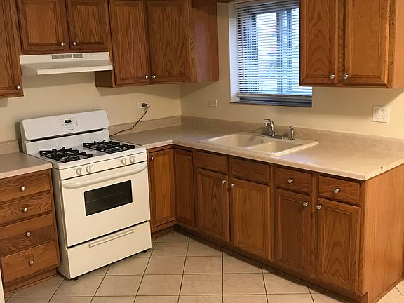 2nd image of 4751 Kolze Ave #2F