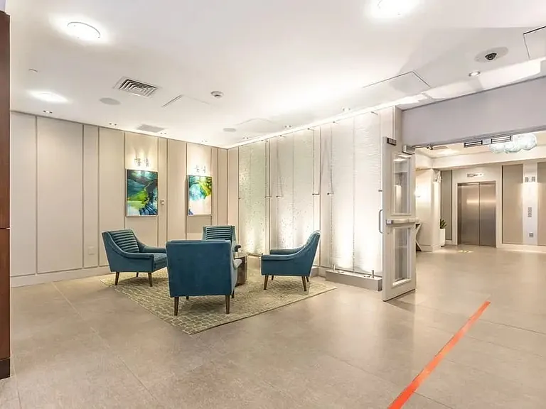 234 Causeway St — Photo 16