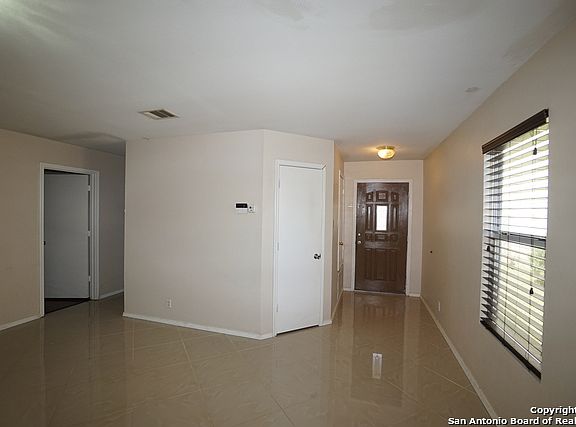 2nd image of 7918 Cypress Crown