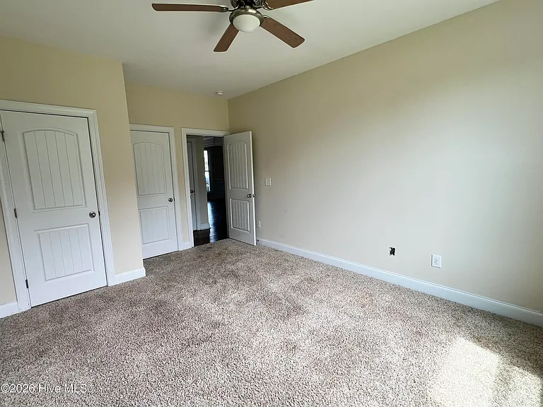327 Clearwater Ln — Photo 23