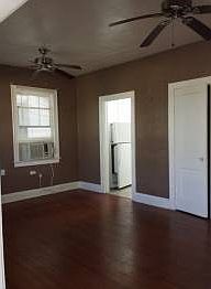 4th image of 40 Bay Esplanade APT 4