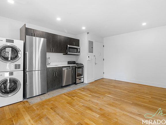 4th image of 636 E 11th St APT 5F