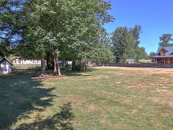 5th image of 6907 243rd Avenue E