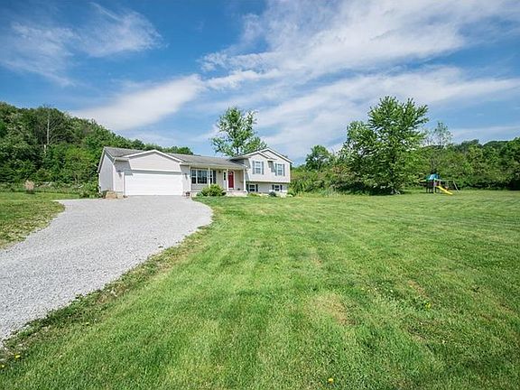 2nd image of 114 Old Mill Run Ln