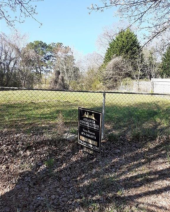 1st image of 3303 Lowe Dr