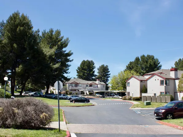 8 Lancaster Cir APT 220, Bay Point, CA 94565