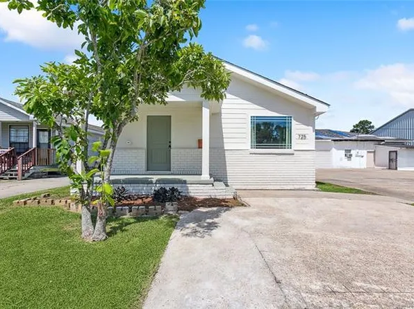 725 Macarthur Ave, Harvey, LA 70058