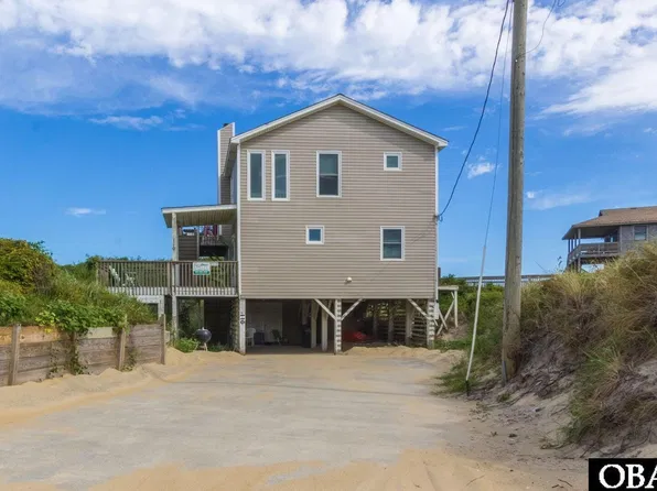 110 E McCall Ct, Nags Head, NC 27959