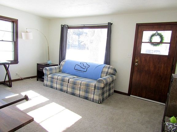 Bright and Open Living room