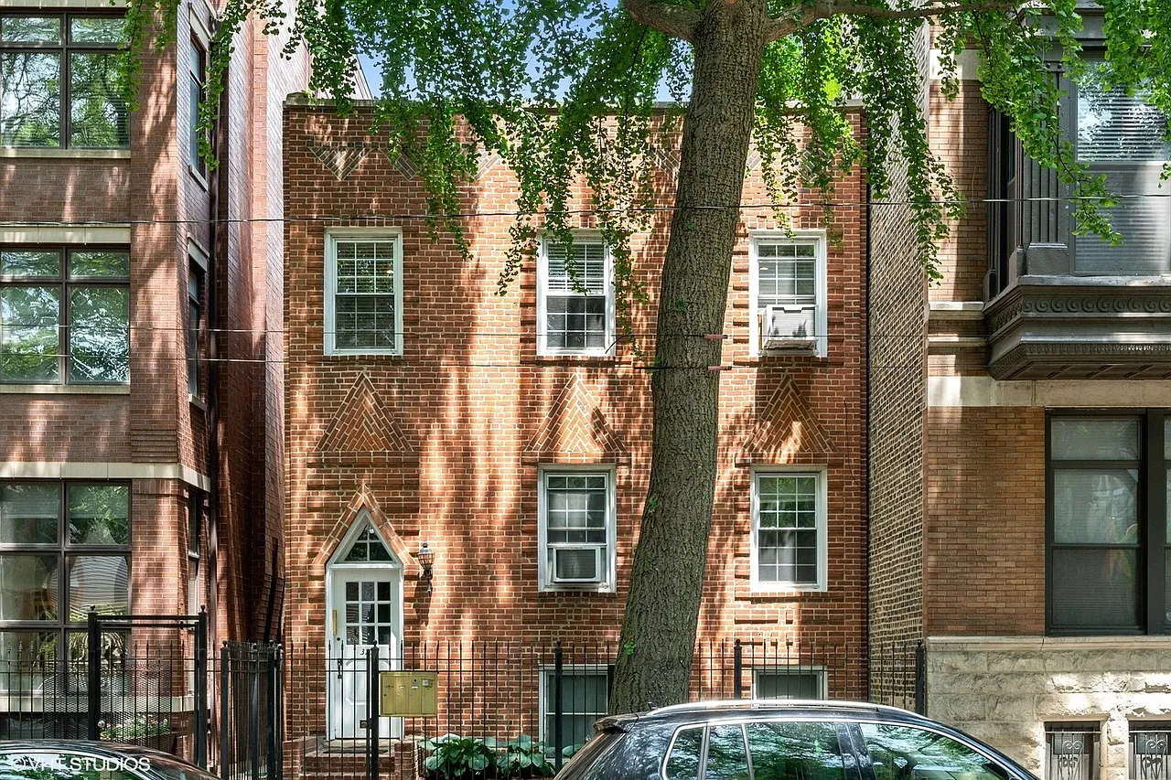 1 bed, 800 sqft, $2,195 — Photo 1