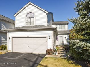 1264 Dunamon Dr, Bartlett, IL 60103