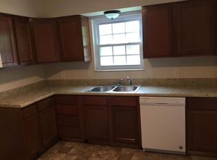 305 E Gooding St, Millstadt, IL