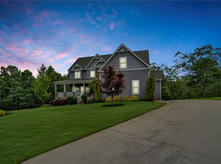 224 Silver Ridge Dr, Central, SC 29630