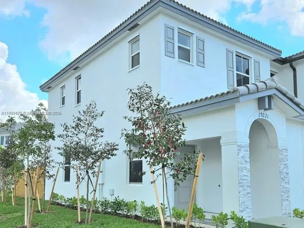 29221 SW 162nd Ct, Homestead, FL 33033