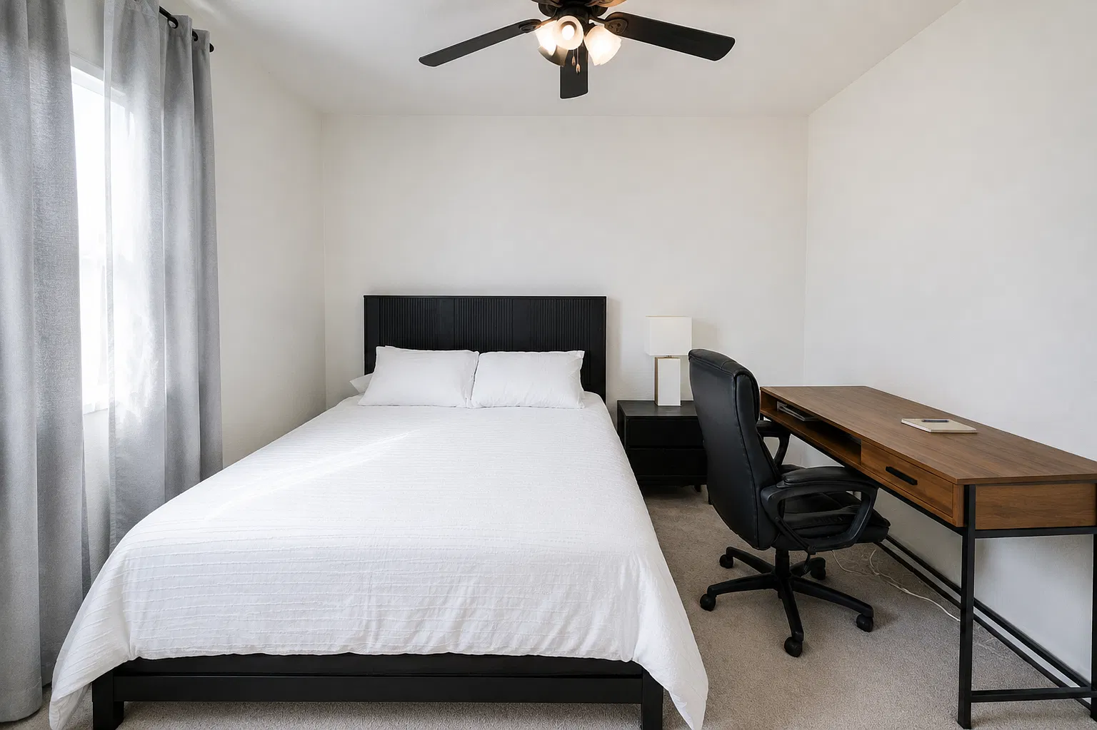 2 bed, 919 sqft, $3,900 — Photo 3