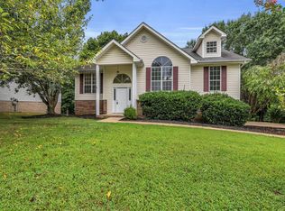 5867 Riley Rd, Ooltewah, TN 37363