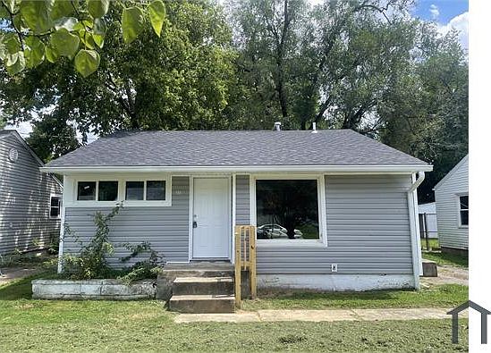 1st image of 313 N 43rd St