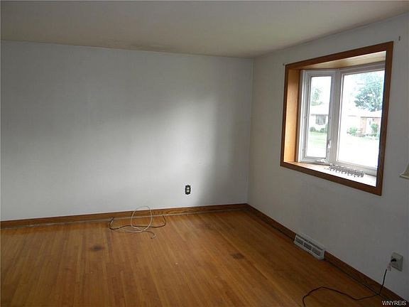 5th image of 88 Banko Dr