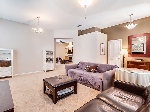5th image of 108 Tanager Ct