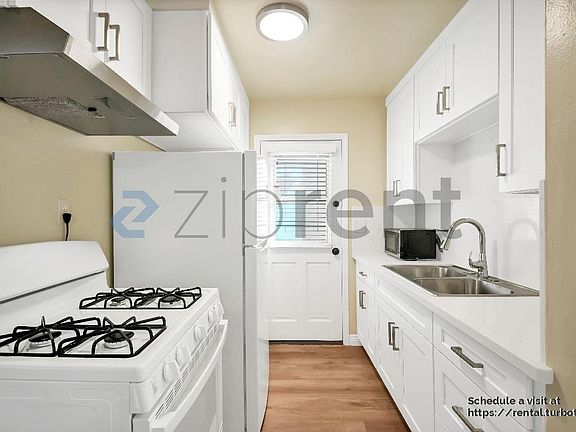 5th image of 9226 Palm St #B