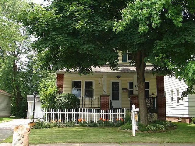 1168 Mayfield Ridge Rd photo 1