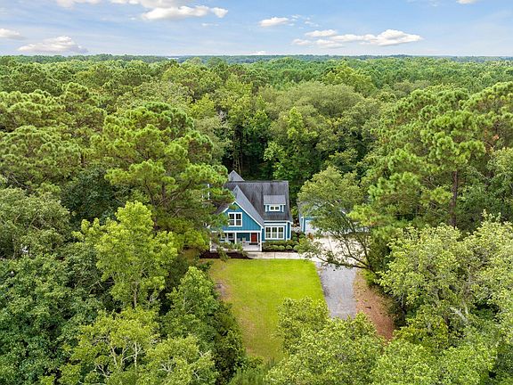 3rd image of 2777 Lillian Ln