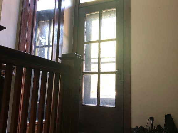 2nd image of 2445 W Leland Ave #2