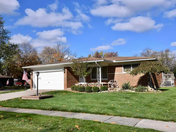 34609 Channing Way, New Baltimore, MI 48047