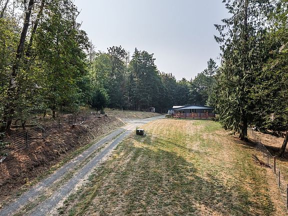 2nd image of 69688 Beaver Hill Dr