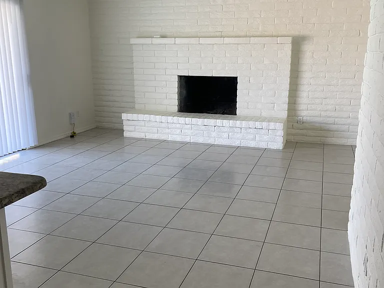 1622 E Del Rio Dr — Photo 22