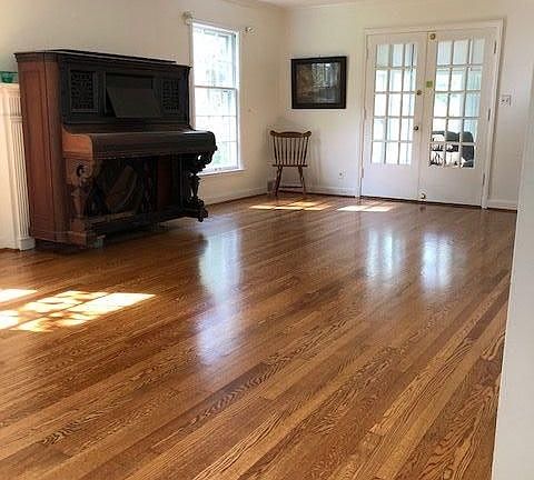 3rd image of 22 Northwood Dr