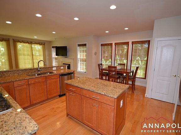 4th image of 2305 Annapolis Ridge Ct