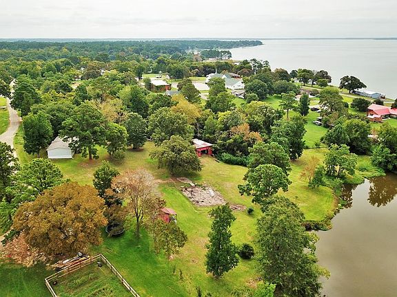 2nd image of 199 W Houston Ave
